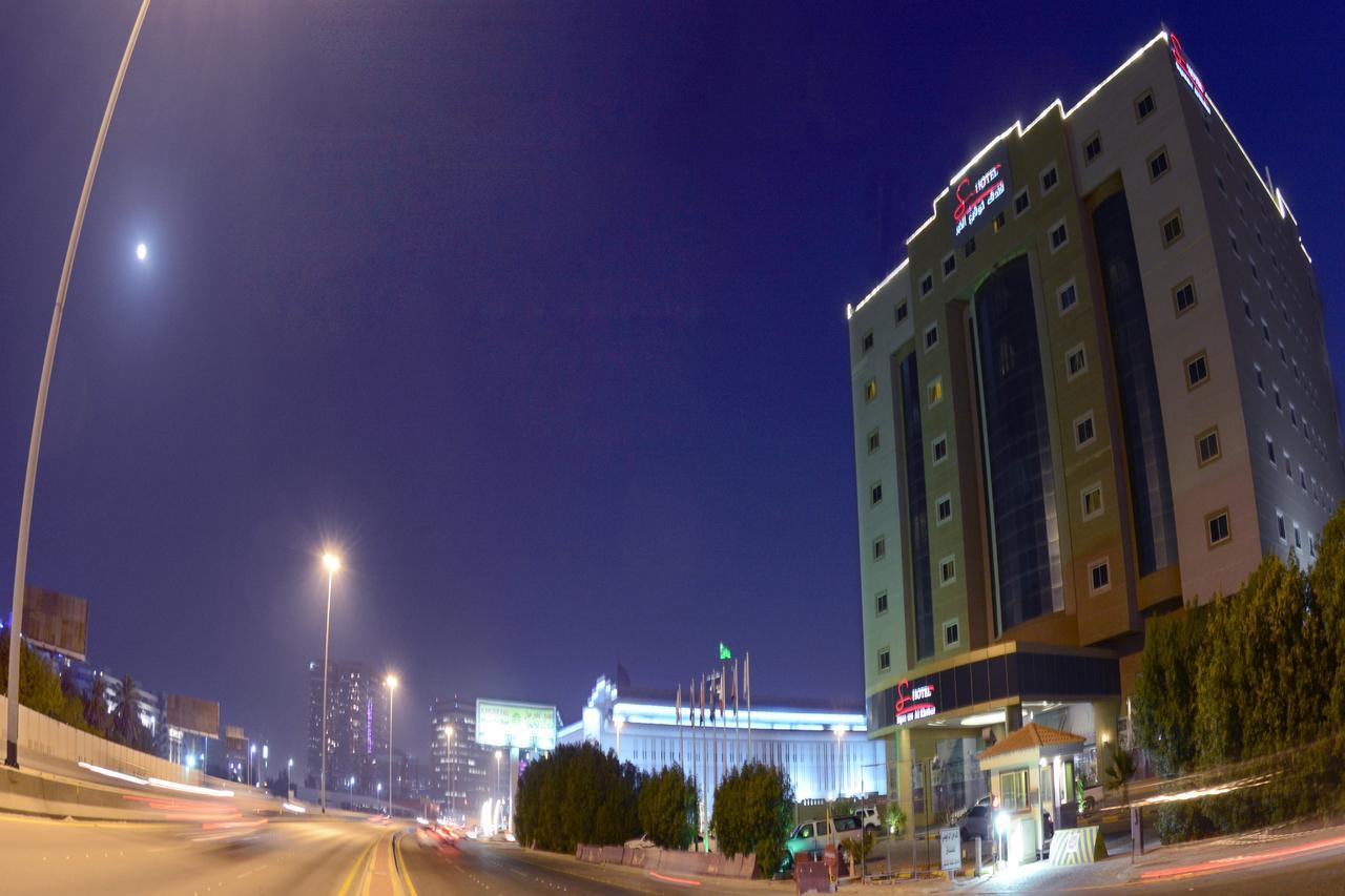 Signature Al Khobar Hotel Exterior photo